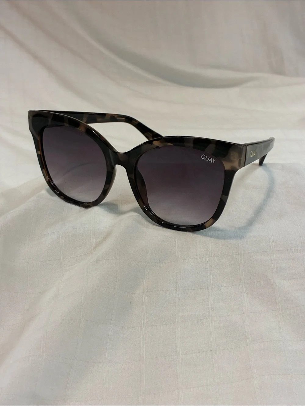 Quay Australia Tortoiseshell Oversized Sunglasses with Gradient Lenses